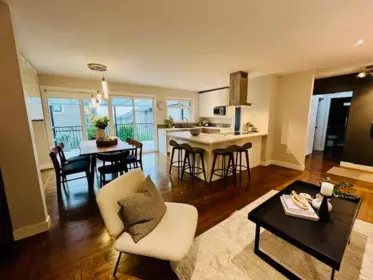 1314 Thomas Avenue, Coquitlam, BC, Coquitlam — Single Family Residence for sale