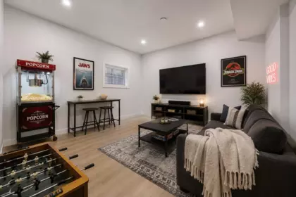 Garage Interior Photo of 34030 Parr Avenue, Mission, BC