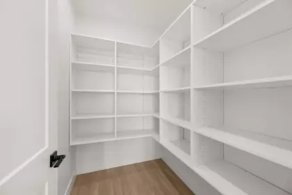 Walk-In Closet Photo of 34030 Parr Avenue, Mission, BC