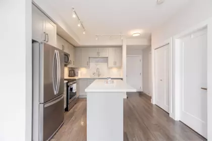 Kitchen Photo of 303 14605 Mcdougall Drive, Surrey, BC