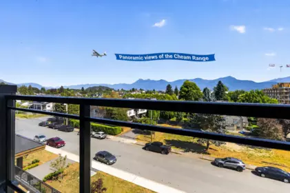 Backyard Photo of 403 9450 Robson Street, Chilliwack, BC