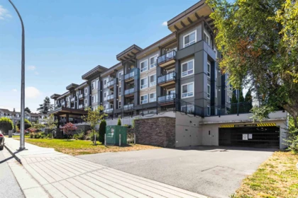 403 9450 Robson Street, Chilliwack, BC, Chilliwack — Apartment/Condo for sale