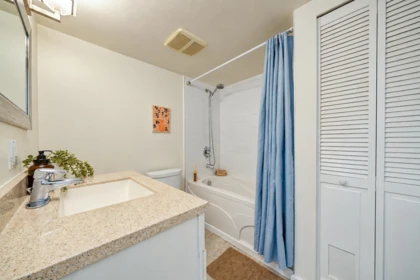 905 9541 Erickson Drive, Burnaby, BC, Burnaby — Apartment/Condo for sale