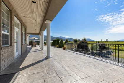 8703 Upper Prairie Road, Chilliwack, BC, Chilliwack — Single Family Residence for sale