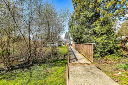 Community Amenities Photo (Clubhouse) of 33 22900 126 Avenue, Maple Ridge, BC