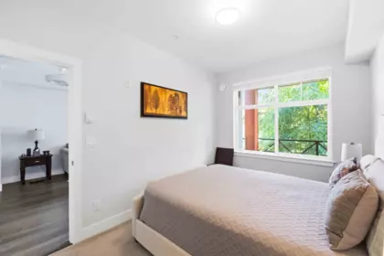 Breakfast Nook Photo of 309 14605 Mcdougall Drive, Surrey, BC