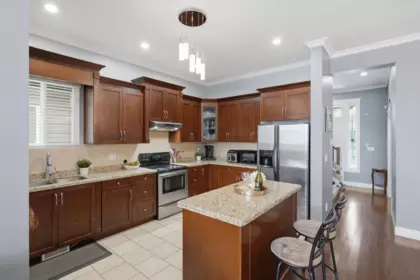 6814 192 Street, Surrey, BC, Surrey — Single Family Residence for sale