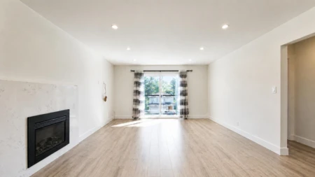 Kitchen Island Photo of 23 N Fell Avenue, Burnaby, BC
