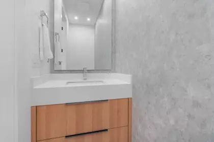 Walk-In Closet Photo of 11480 92 Avenue, Delta, BC