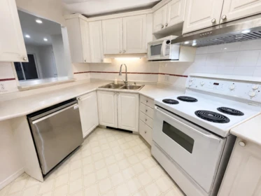 Pantry Photo of 101 20288 54 Avenue, Langley, BC