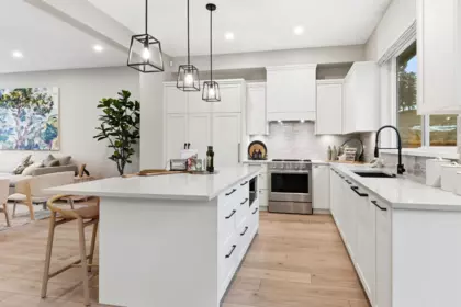 Kitchen Island Photo of 2875 Jersey Place, Abbotsford, BC