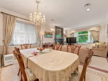 Breakfast Nook Photo of 3262 W 12th Avenue, Vancouver, BC