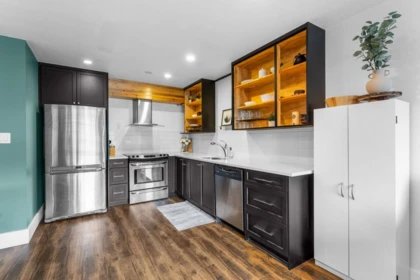 Guest Bathroom Photo of 310 2780 Ware Street, Abbotsford, BC