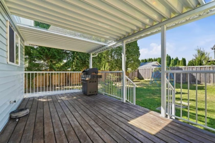 Staircase Photo of 23423 Sandpiper Avenue, Maple Ridge, BC