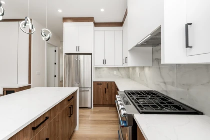 Kitchen Photo of 101 1149 Dansey Avenue, Coquitlam, BC