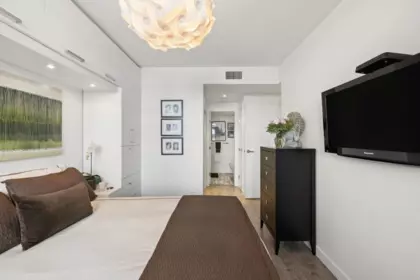 Entry Foyer Photo of 503 110 Switchmen Street, Vancouver, BC