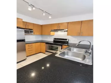 Dining Area Photo of 408 1633 Mackay Avenue, North Vancouver, BC