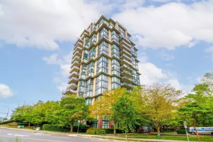 402 11 E Royal Avenue, New Westminster, BC, New Westminster — Apartment/Condo for sale