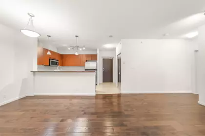 Kitchen Photo of 402 11 E Royal Avenue, New Westminster, BC