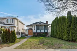 328 E 49th Avenue, Vancouver, BC
