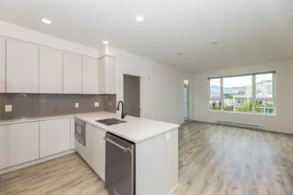 Family Room Photo of 315 621 Regan Avenue, Coquitlam, BC