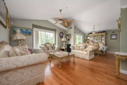 Family Room Photo of 11382 240 Street, Maple Ridge, BC