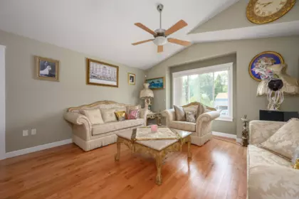 Kitchen Photo of 11382 240 Street, Maple Ridge, BC