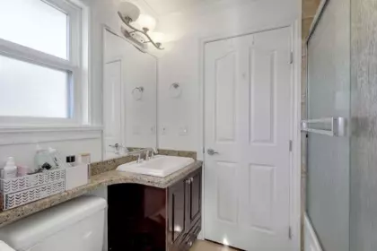 Hot Tub / Spa Photo of 14871 76 Avenue, Surrey, BC