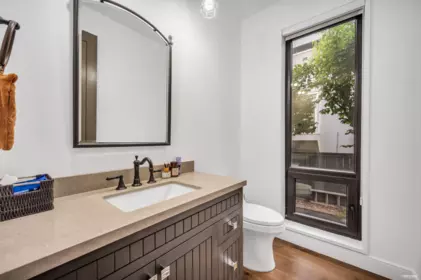 Breakfast Nook Photo of 1112 W 38th Avenue, Vancouver, BC