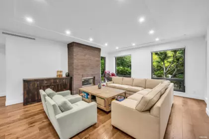 Dining Area Photo of 1112 W 38th Avenue, Vancouver, BC