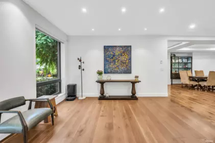 Living Room Photo of 1112 W 38th Avenue, Vancouver, BC