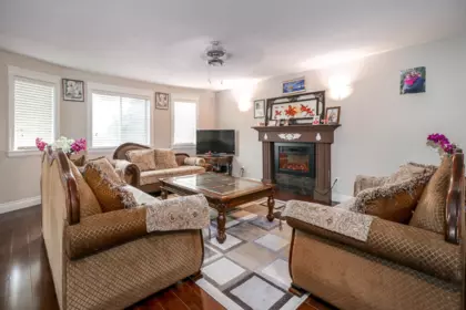 Family Room Photo of 13025 96 Avenue, Surrey, BC