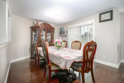 Kitchen Photo of 13025 96 Avenue, Surrey, BC