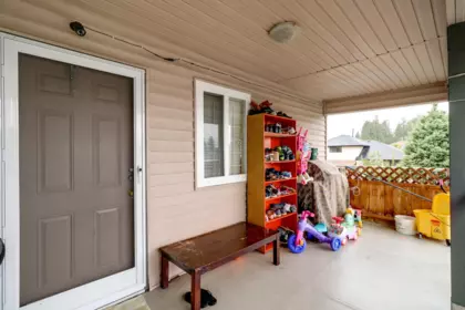 Walk-In Closet Photo of 13025 96 Avenue, Surrey, BC