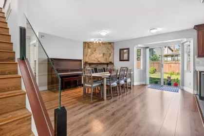 Breakfast Nook Photo of 15733 98a Avenue, Surrey, BC