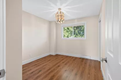 Garage Interior Photo of 15733 98a Avenue, Surrey, BC