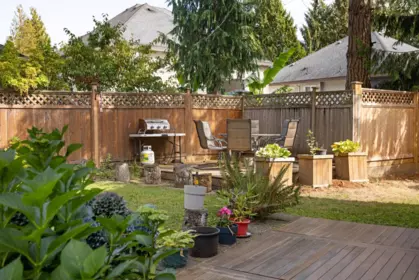 Hot Tub / Spa Photo of 15733 98a Avenue, Surrey, BC