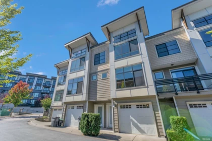 Front Yard Photo of 11 9989 E Barnston Drive, Surrey, BC