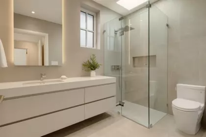Hallway Photo of 3887 W 15th Avenue, Vancouver, BC