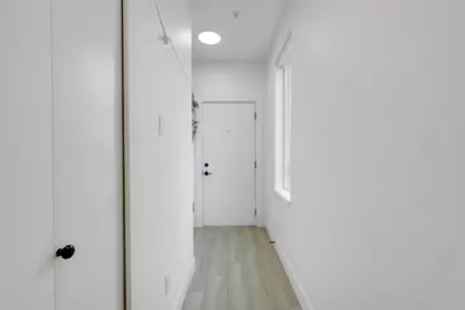 Loft / Bonus Room Photo of 1 18850 72a Avenue, Surrey, BC