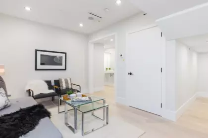 Basement Recreation Room Photo of 2 1152 Comox Street, Vancouver, BC