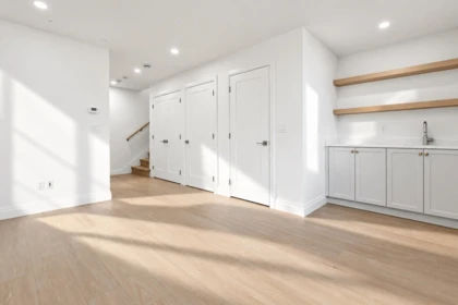 Hallway Photo of 1491 168 Street, Surrey, BC