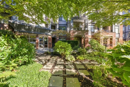 Front Yard Photo of 206 10499 University Drive, Surrey, BC