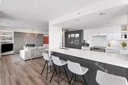 3203 2138 Madison Avenue, Burnaby, BC, Burnaby — Apartment/Condo for sale