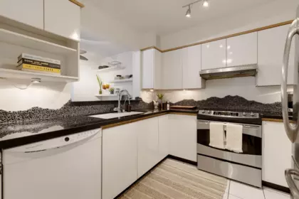 Kitchen Island Photo of 103 1644 Mcguire Avenue, North Vancouver, BC
