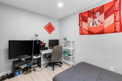 Office / Den Photo of 2 302 Highland Way, Port Moody, BC
