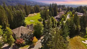 3339 Plateau Boulevard, Coquitlam, BC