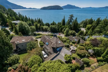 Hot Tub / Spa Photo of 90 Tidewater Way, Lions Bay, BC