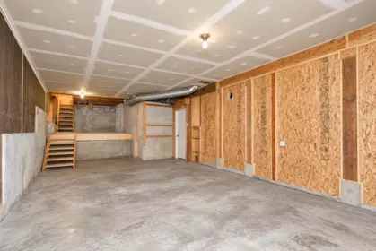 Primary Bedroom Photo of 3 1615 Shaughnessy Street, Port Coquitlam, BC