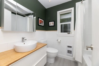 Hallway Photo of 5700 Trident Avenue, Sechelt, BC